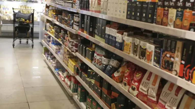 Câmara de Comércio Exterior aprova redução a zero do imposto de importação de onze alimentos
