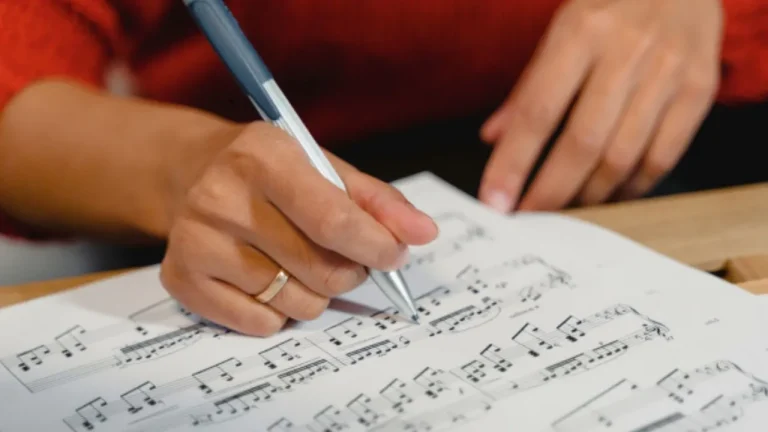 Uesb promove curso de escrita musical em Vitória da Conquista