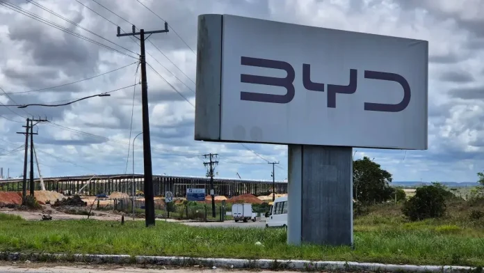 BYD abriu novas vagas de emprego na Bahia e São Paulo