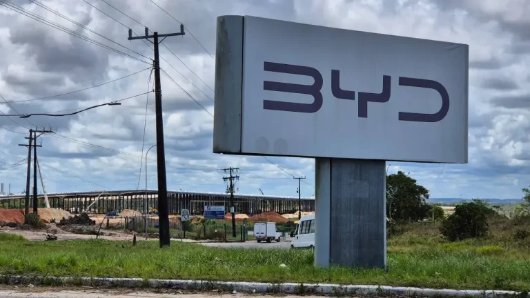 BYD abriu novas vagas de emprego na Bahia e São Paulo