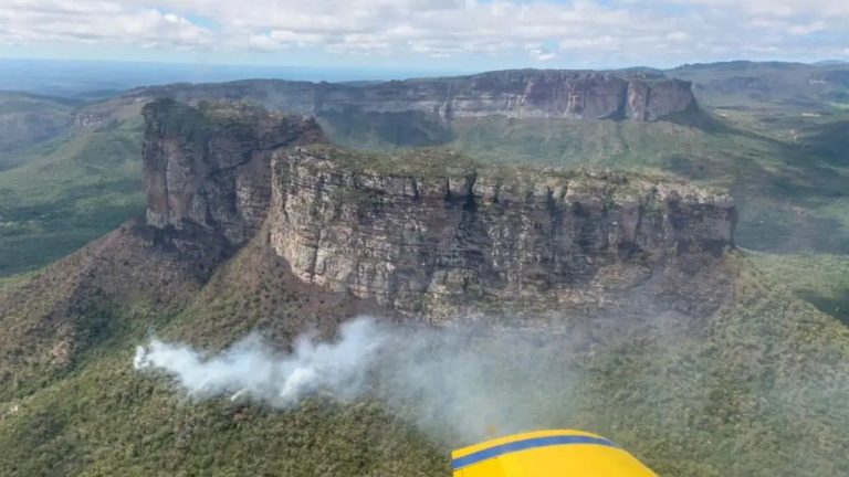 Incêndio florestal atinge Parque Nacional da Chapada Diamantina
