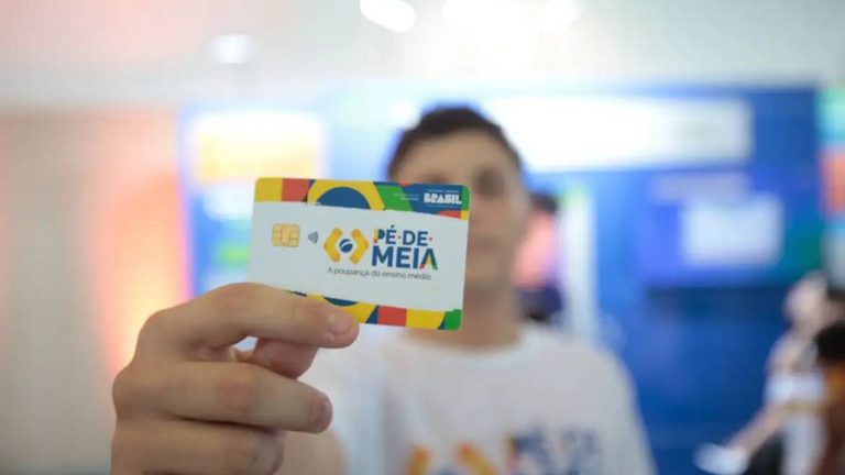 Pagamento da parcela do incentivo Pé-de-Meia começa na segunda-feira