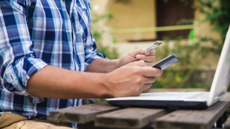 A adoção de novas tecnologias financeiras nas comunidades rurais
