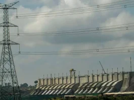 Bandeira tarifária de energia muda para amarela em maio