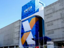 Caixa libera abono salarial para nascidos em março e abril