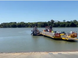 Balsa Rio São Francisco Manga Matias Cardoso