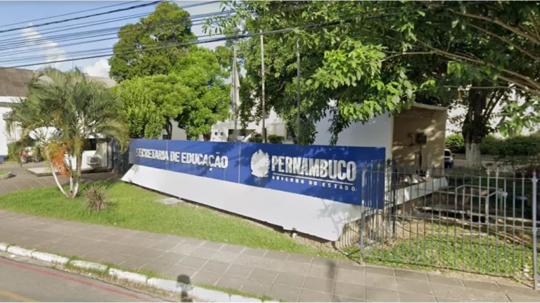 Processo seletivo oferta 725 vagas para área da educação em Pernambuco