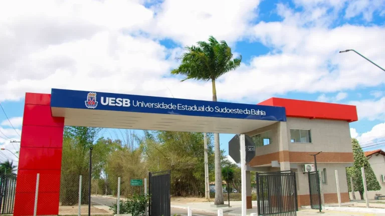 Uesb abriu processos seletivos para professores substitutos e visitante