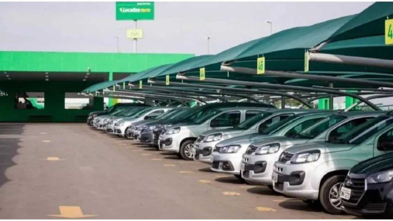 A Localiza, uma das principais empresas brasileiras no setor de aluguel de veículos e venda de seminovos, está com várias vagas de emprego abertas em diversos estados, incluindo oportunidades na Bahia com 23 novos anúncios. A empresa oferece um processo seletivo robusto e benefícios atraentes para seus colaboradores.