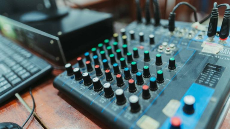 Ministério das Comunicações vai lançar licitação para novas emissoras de rádio e TV