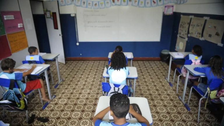 ONG Ação Educativa lança edital para projetos de igualdade de gênero