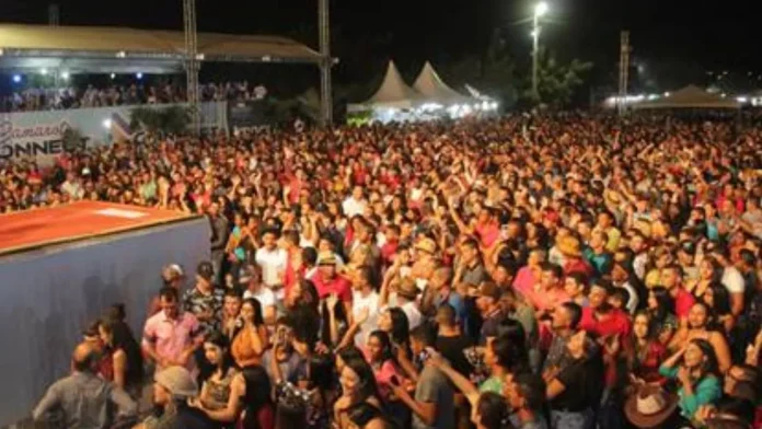 Programação da Vaquejada de Lagoa Real começa nesta sexta-feira