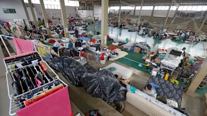 Oito em cada dez brasileiros já apoiaram vítimas de eventos climáticos