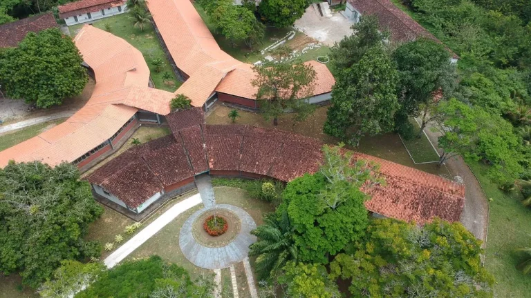 Programa nacional de capacitação em TI oferta mais de 150 vagas em duas cidades da Bahia