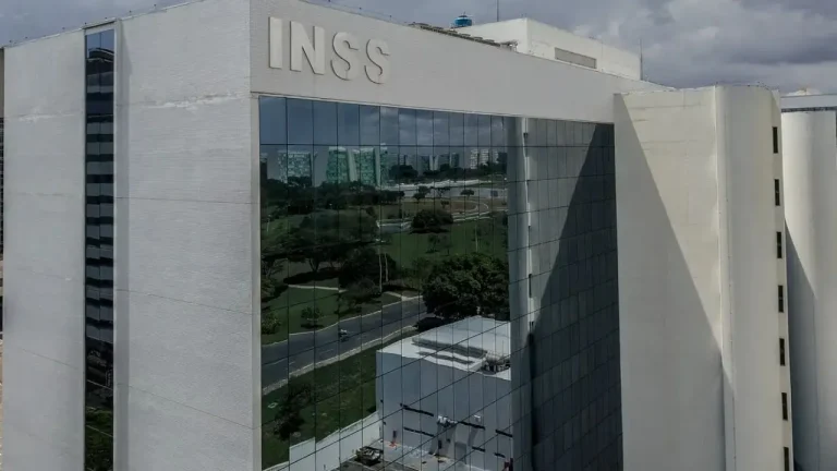 Descontos indevidos do INSS serão ressarcidos até 31 de dezembro