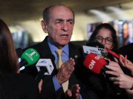 CCJ do Senado aprova fim da reeleição para cargos do Executivo