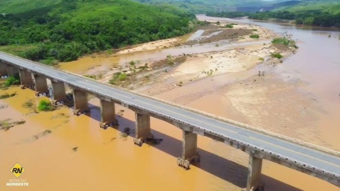 DNIT vai fechar ponte sobre o Rio Jequitinhonha na BR-101 a partir de segunda-feira