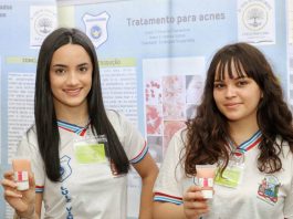 Estudantes de Guanambi desenvolvem creme antiacne a base de tomate-cereja