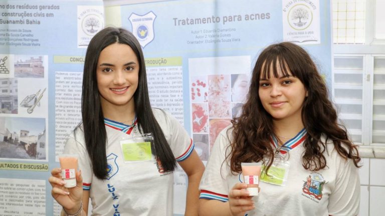 Estudantes de Guanambi desenvolvem creme antiacne a base de tomate-cereja