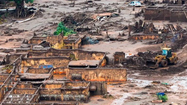 Fundo de R$ 49 bi para reparação do desastre de Mariana tem estatuto aprovado