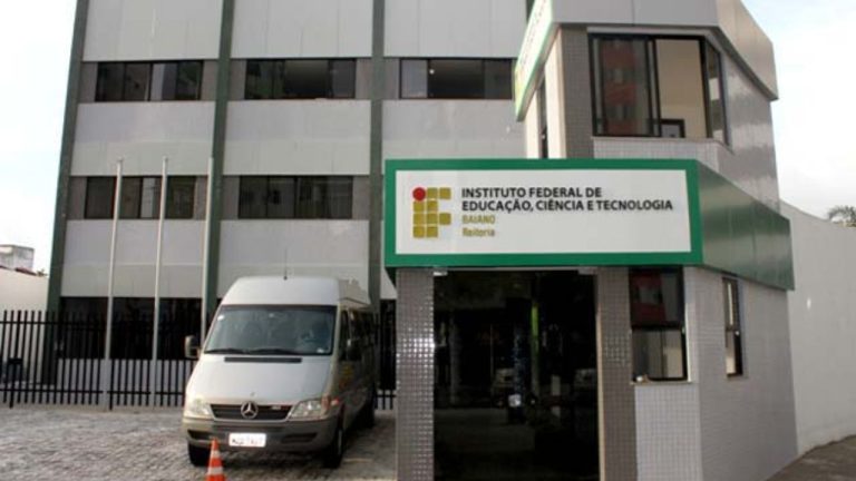 IF Baiano abriu seleção para estágio na área de Direito