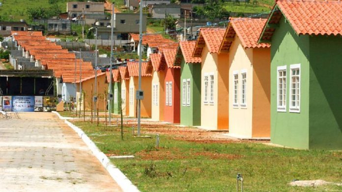 Minha Casa, Minha Vida autorizou novas moradias em Caetité, Cocos, Riacho de Santana e outras cidades