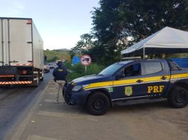 Ponte sobre o Rio Jequitinhonha na BR-101 está totalmente interditada para reparos