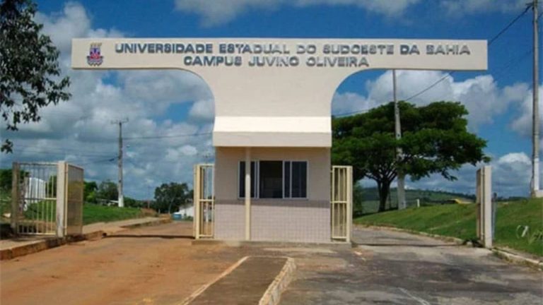 Seleção para 1,1 mil vagas de transferência interna e externa da Uesb abre inscrições nesta terça-feira