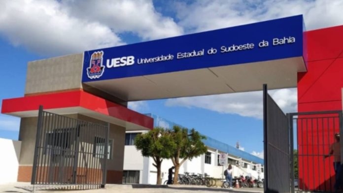 Uesb abriu seleção de professor para curso de segunda licenciatura