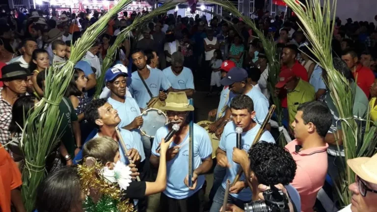 Documentário sobre reisados será exibido em escolas de Guanambi