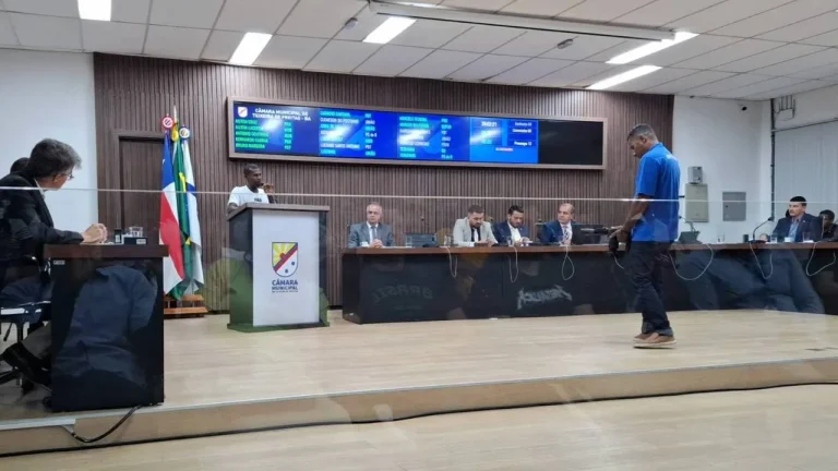 concurso da camara de teixeira de freitas