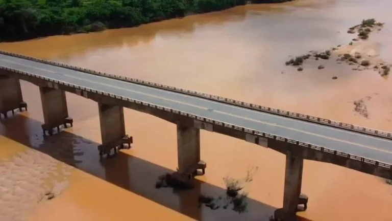 Ponte Rio Jequitinhonha BR-101
