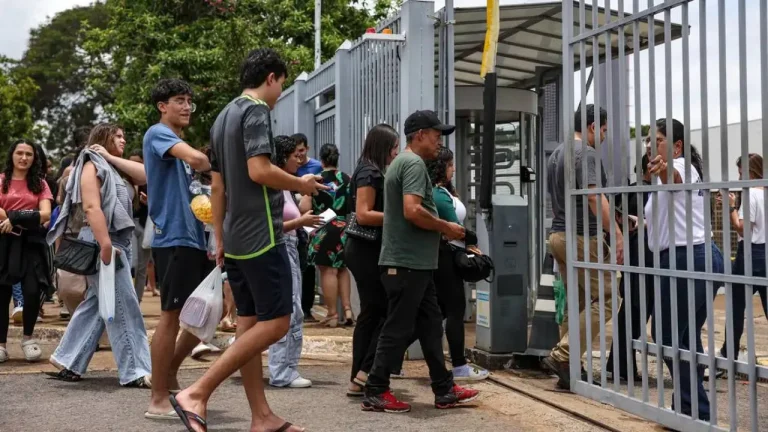 Prazo para pagar taxa de inscrição do Enem termina na quarta-feira