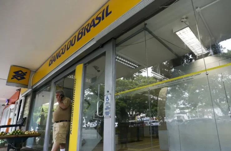 Terminais do BB passam a fornecer comprovantes por WhatsApp