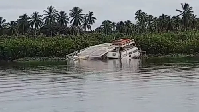 Catamarã afundou no Rio São Francisco em Sergipe