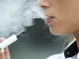 Um em cada 9 adolescentes usa cigarro eletrônico no Brasil
