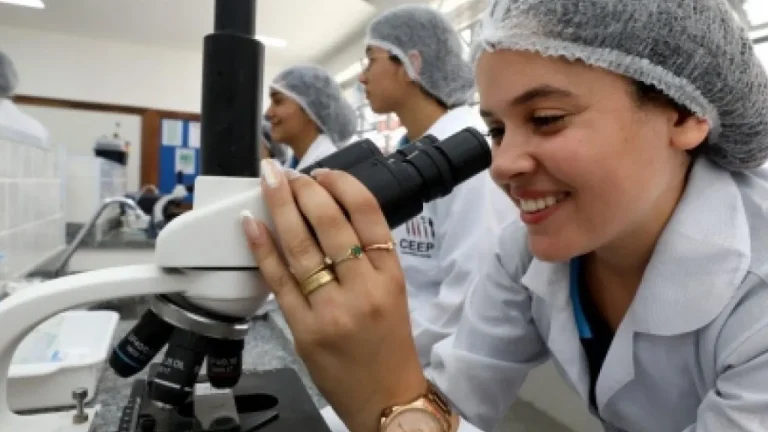 Rede Estadual oferece 18 mil vagas em cursos técnicos