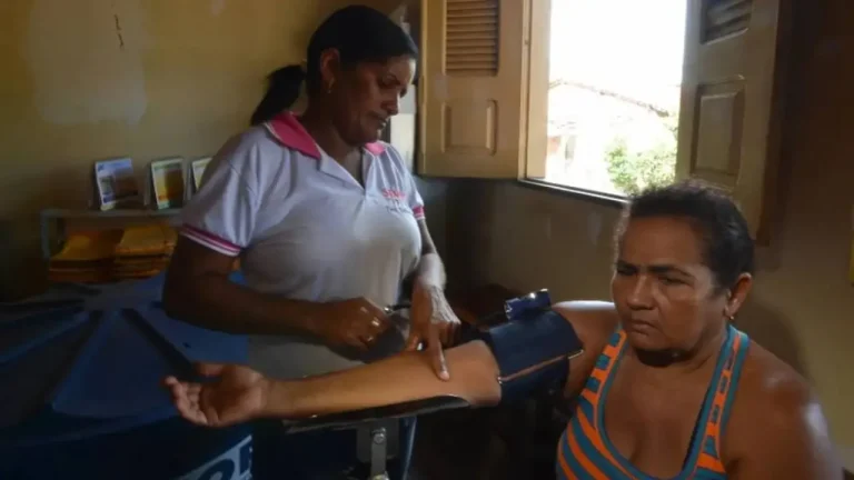 Seleção pública oferece 500 vagas para médicos de família e comunidade