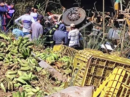 acidente caminhao de bananas caetité