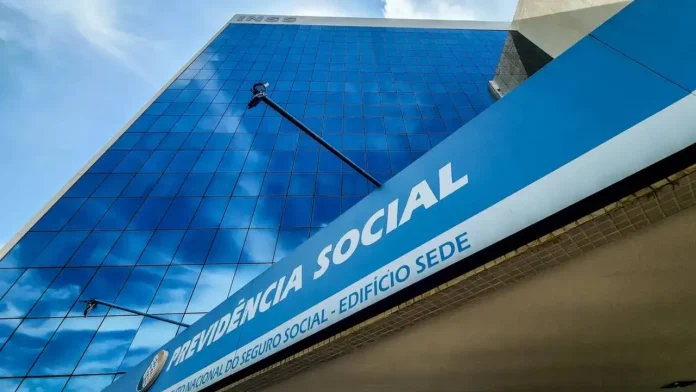 INSS iniciou pagamento para aposentados e pensionistas referente a junho