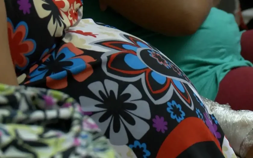 Uma em cada 23 adolescentes torna-se mãe por ano no país, diz pesquisa