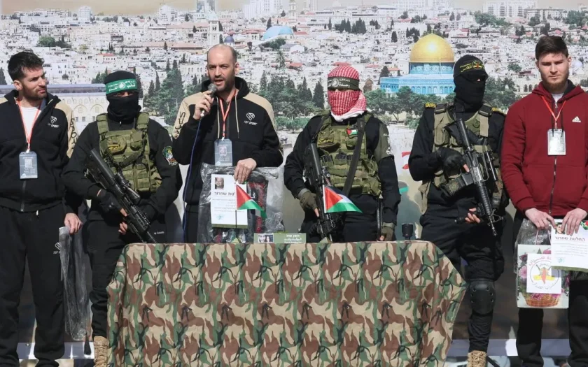 Hamas aceita libertar dez reféns em negociações de cessar-fogo em Gaza