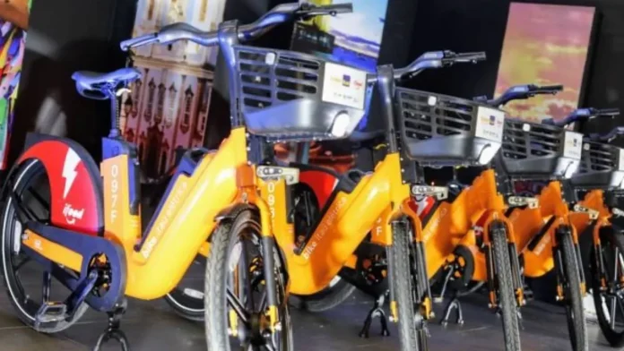Uso de bicicletas e patinetes elétricos ganha regulamentação em Salvador