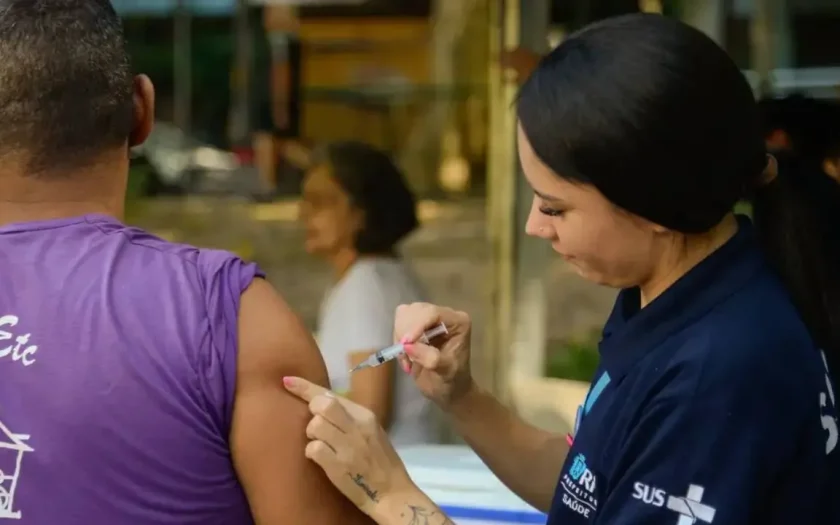 Doenças crônicas agravam infecções respiratórias em idosos, diz estudo