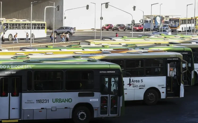 Cidades e BNDES preveem mais do que dobrar redes de transporte público