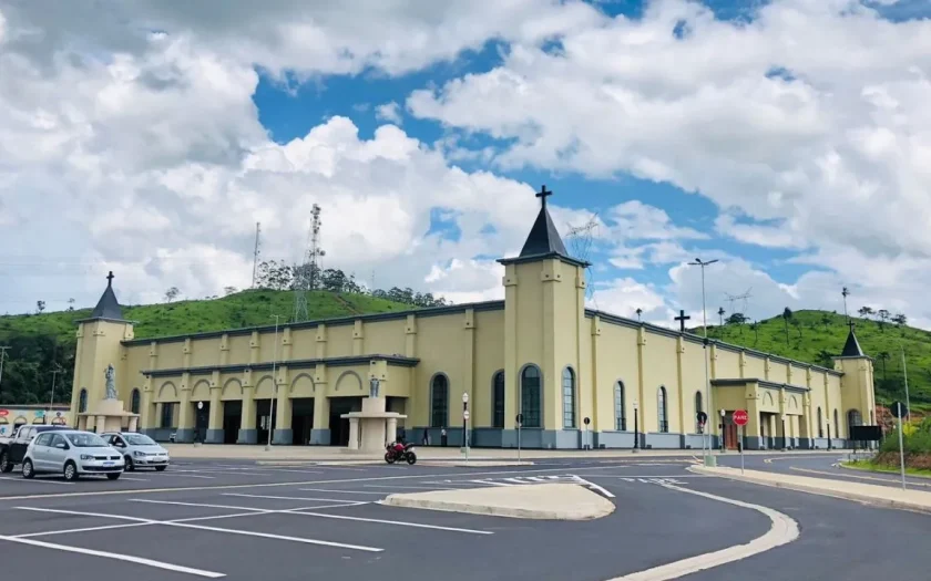 Prefeitura abriu processo seletivo com vagas de níveis médio, técnico e superior na Bahia