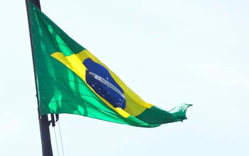Lula volta a defender a soberania do Brasil