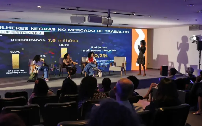 Festival Latinidades debate trabalho digno de mulheres jovens negras