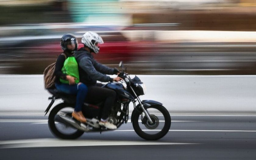 Uber Moto é liberada em Vitória da Conquista após três anos de disputa judicial