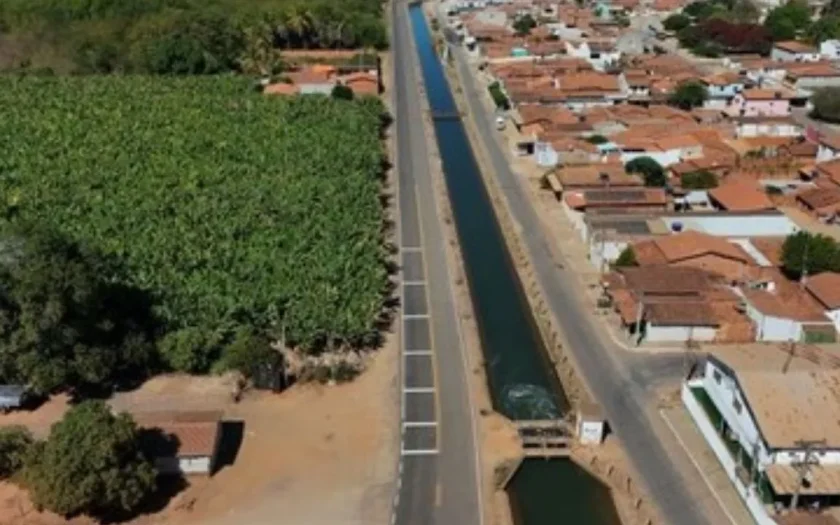 Codevasf finaliza pavimentação do Projeto Formoso em Bom Jesus da Lapa